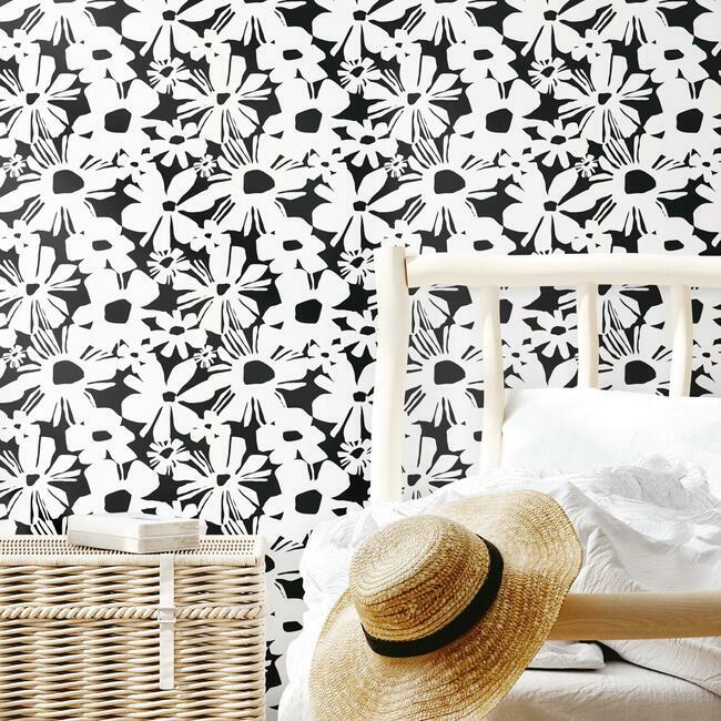 Jane Dixon Daisy Chain Peel & Stick Wallpaper – RoomMates Decor